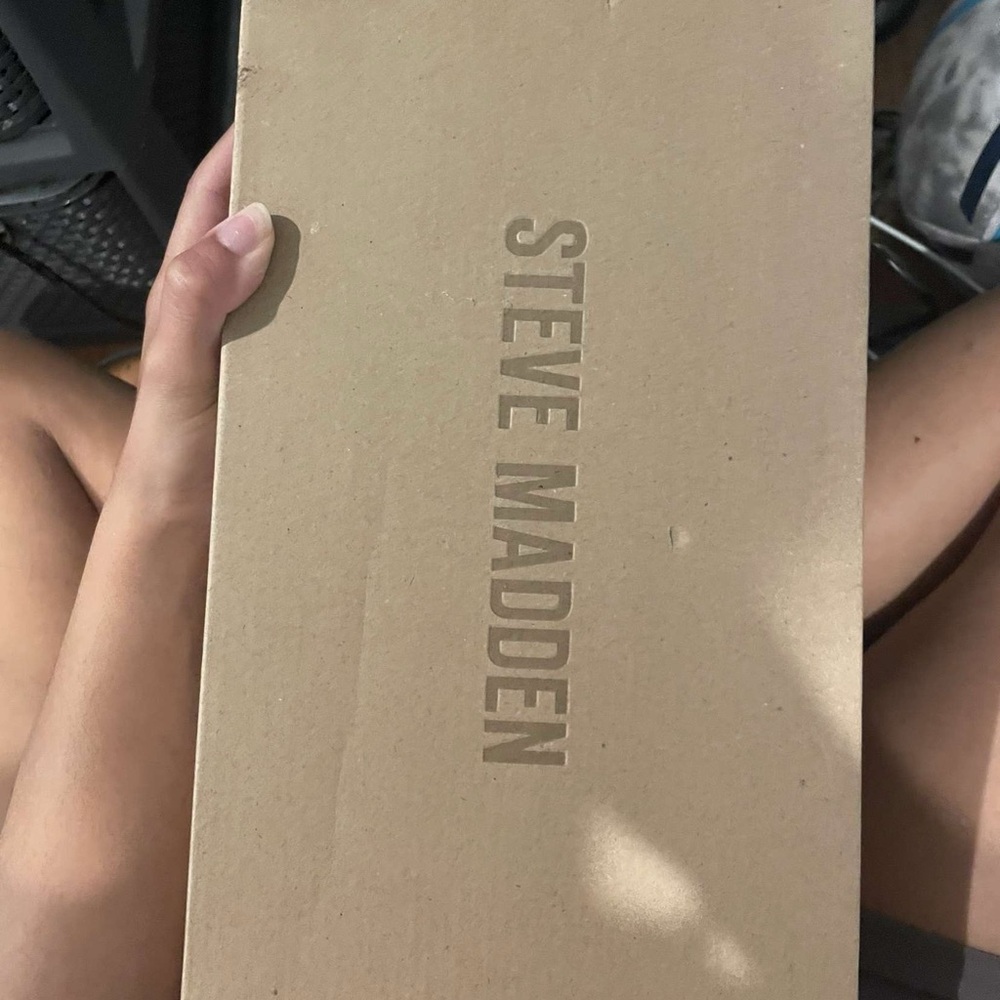 Steve Madden vessel natural